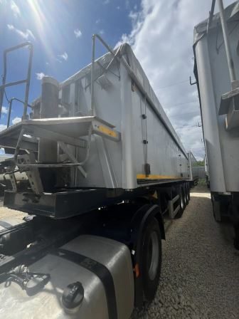 Bodex Специализированный, полуприцеп - самосвал BODEX KIS 4WA1