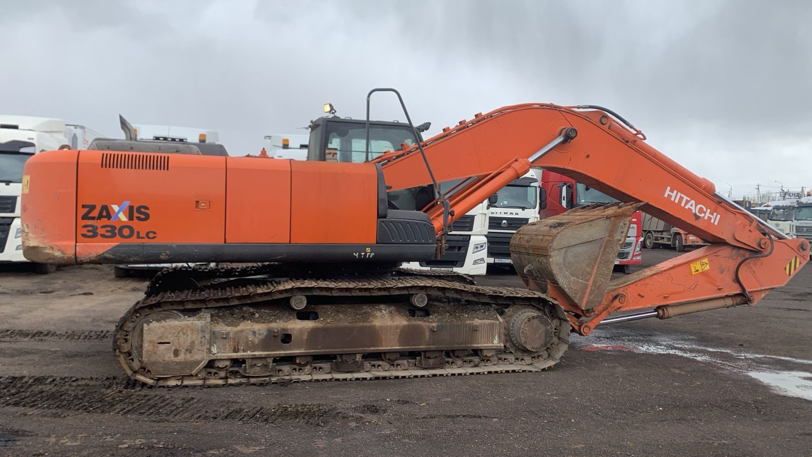 Hitachi ZX330 Экскаватор