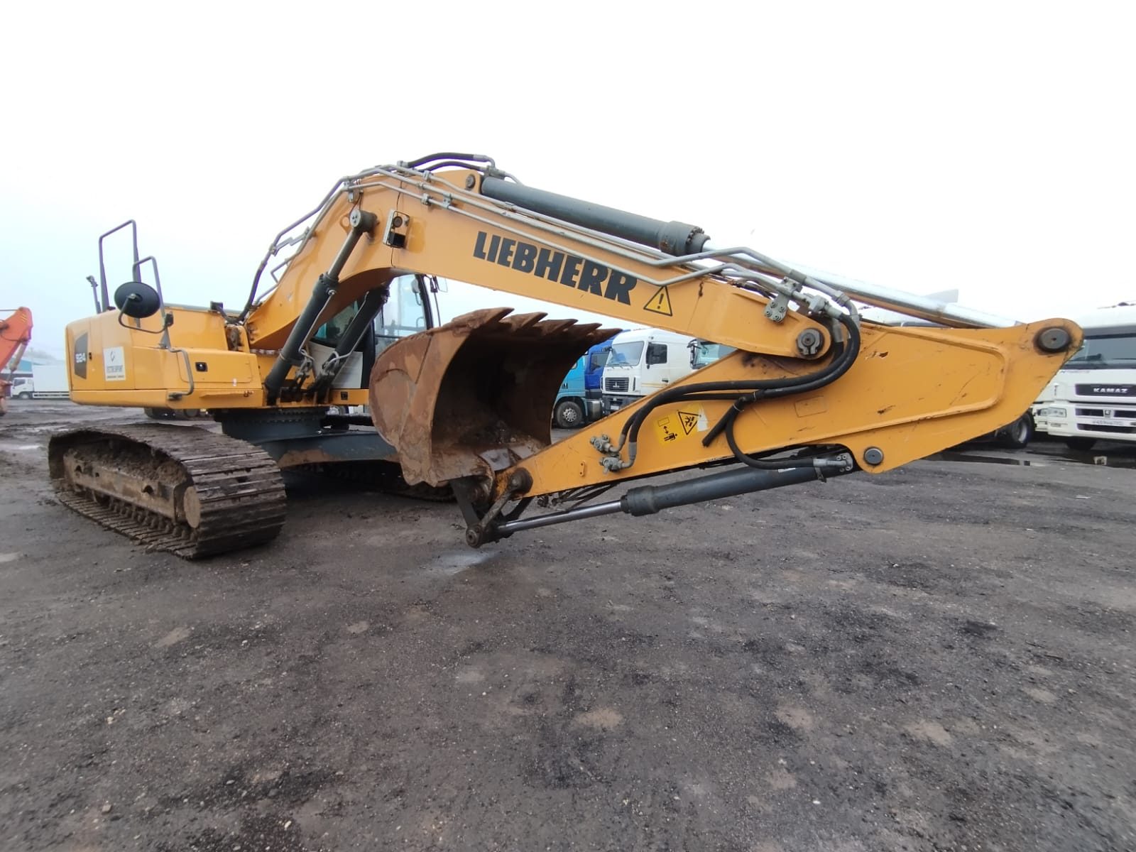 Liebherr R* Экскаватор