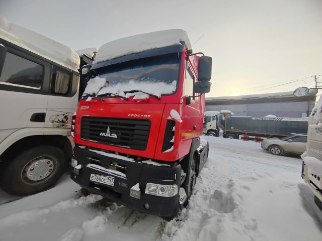 МАЗ 544028