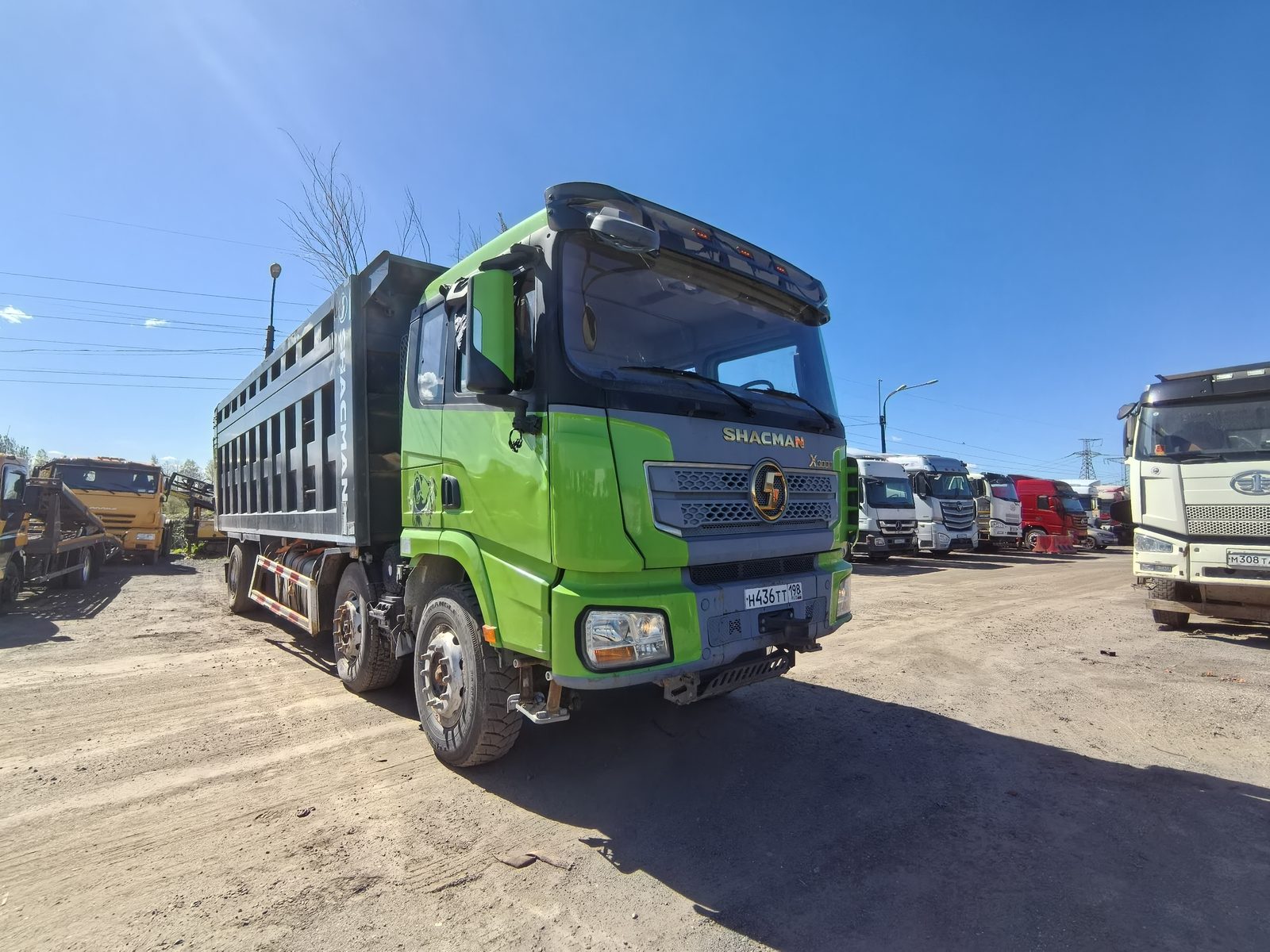 Shacman SX* 8x4 Самосвал
