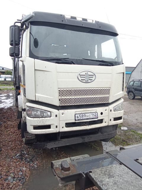 FAW J6