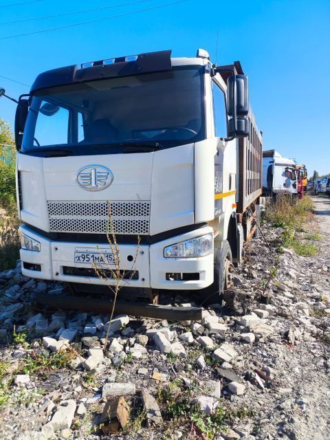 FAW J6