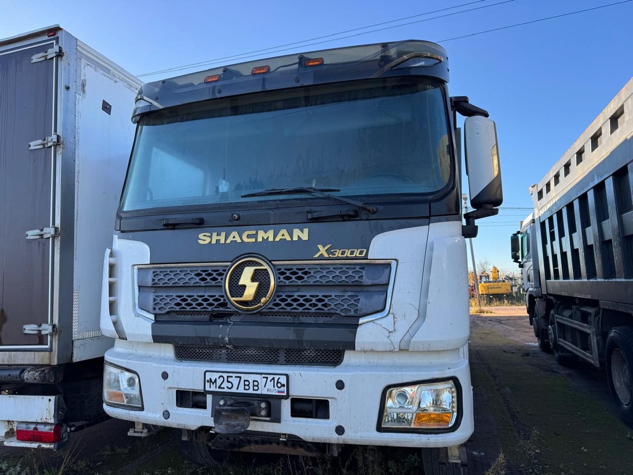 Shacman SX* 8x4 Самосвал