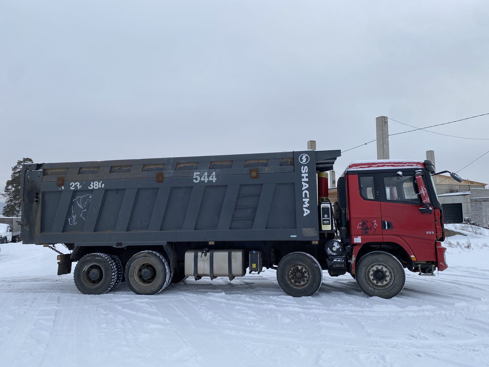 Shacman SX* 8x4 Самосвал