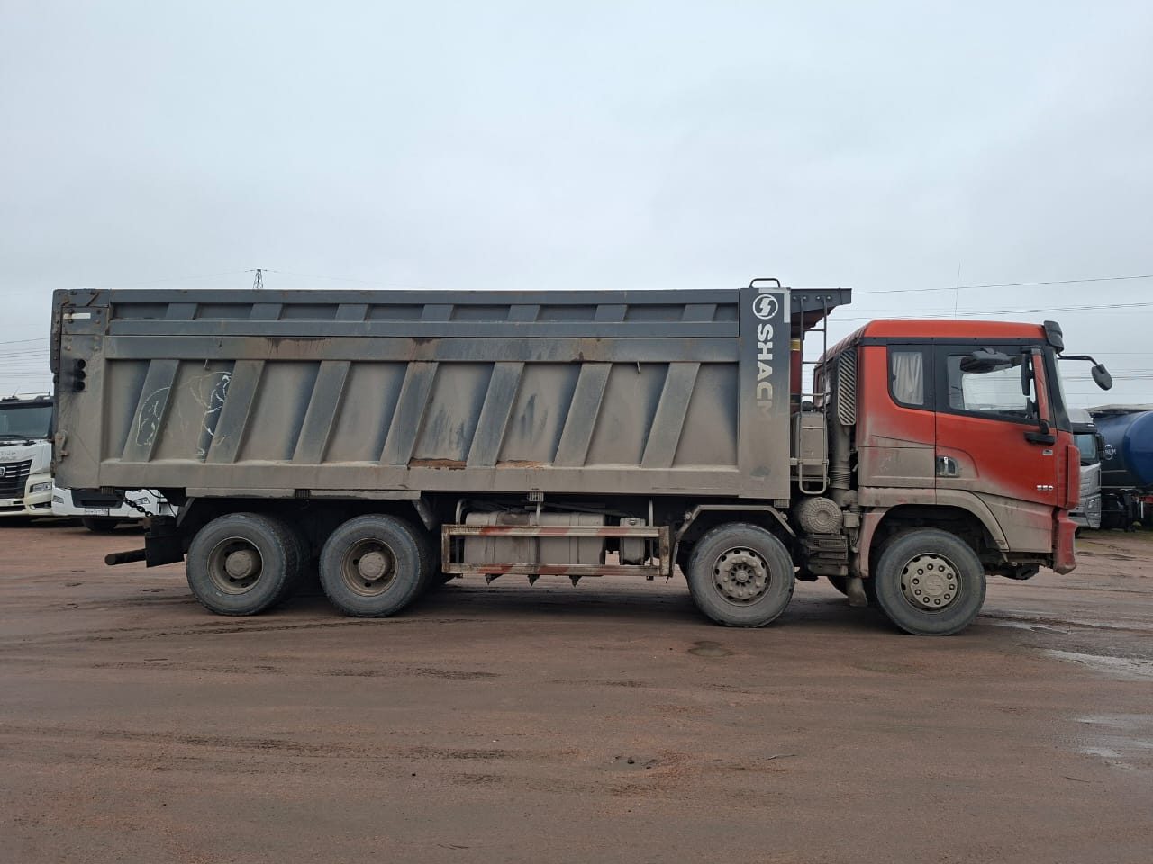 Shacman SX* 8x4 Самосвал