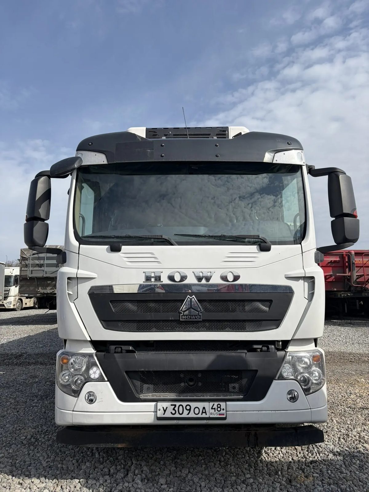 HOWO T5G 4x2 Изотермический/рефрижератор