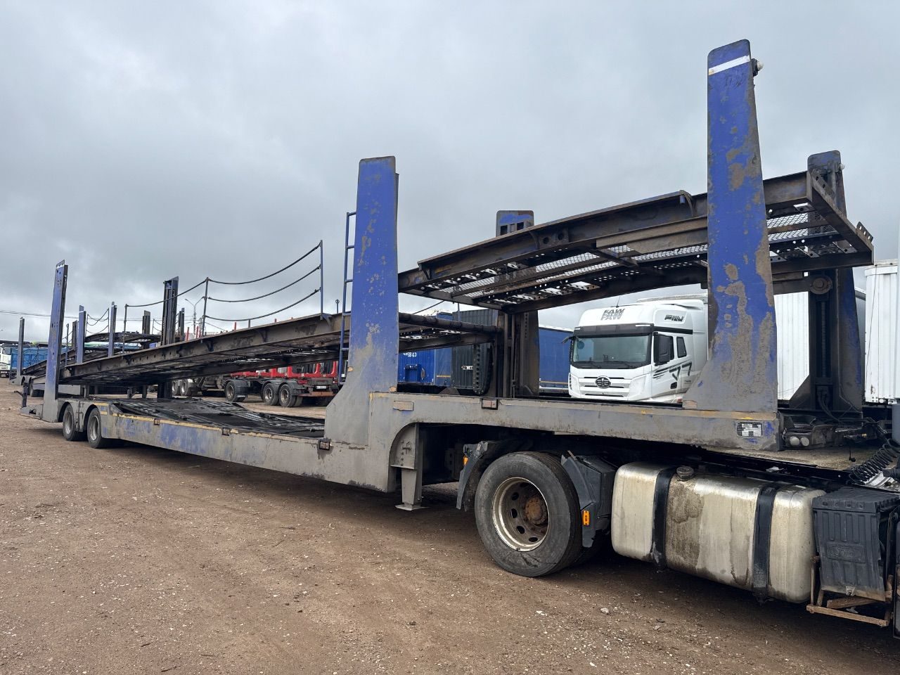 Rolfo LYZ9220* Полуприцеп автовоз