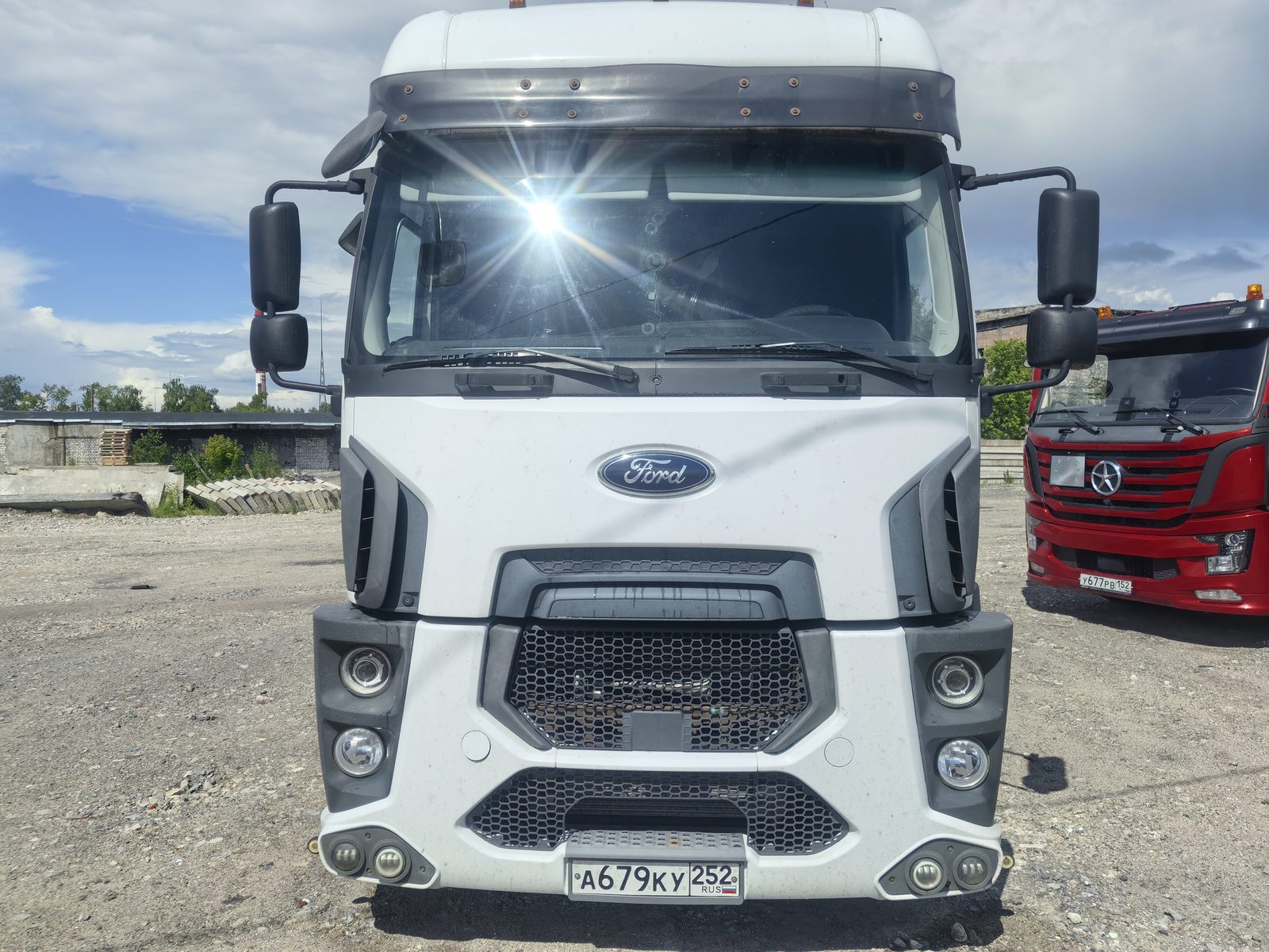 Ford Cargo 4x2 Седельный тягач