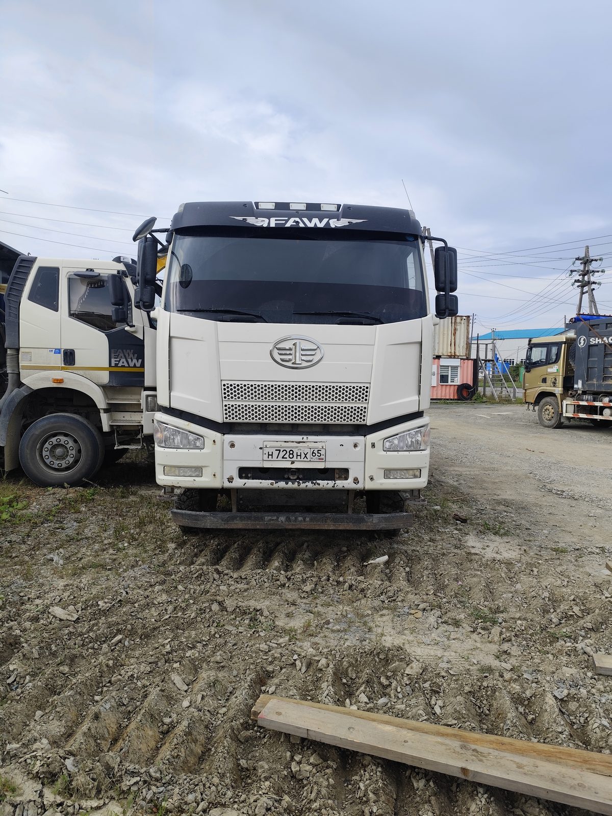 FAW J6 6x4 Самосвал