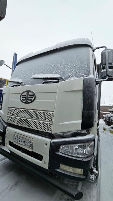 FAW J6