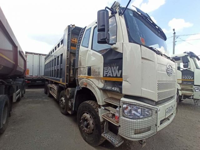 FAW J6