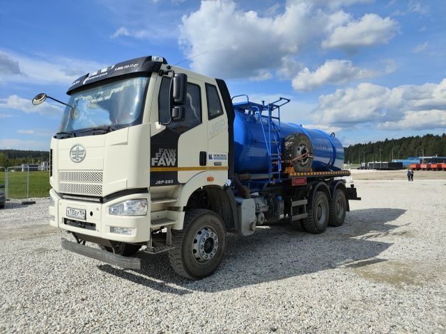 FAW Вакуумная машина FAW J6 3416А4