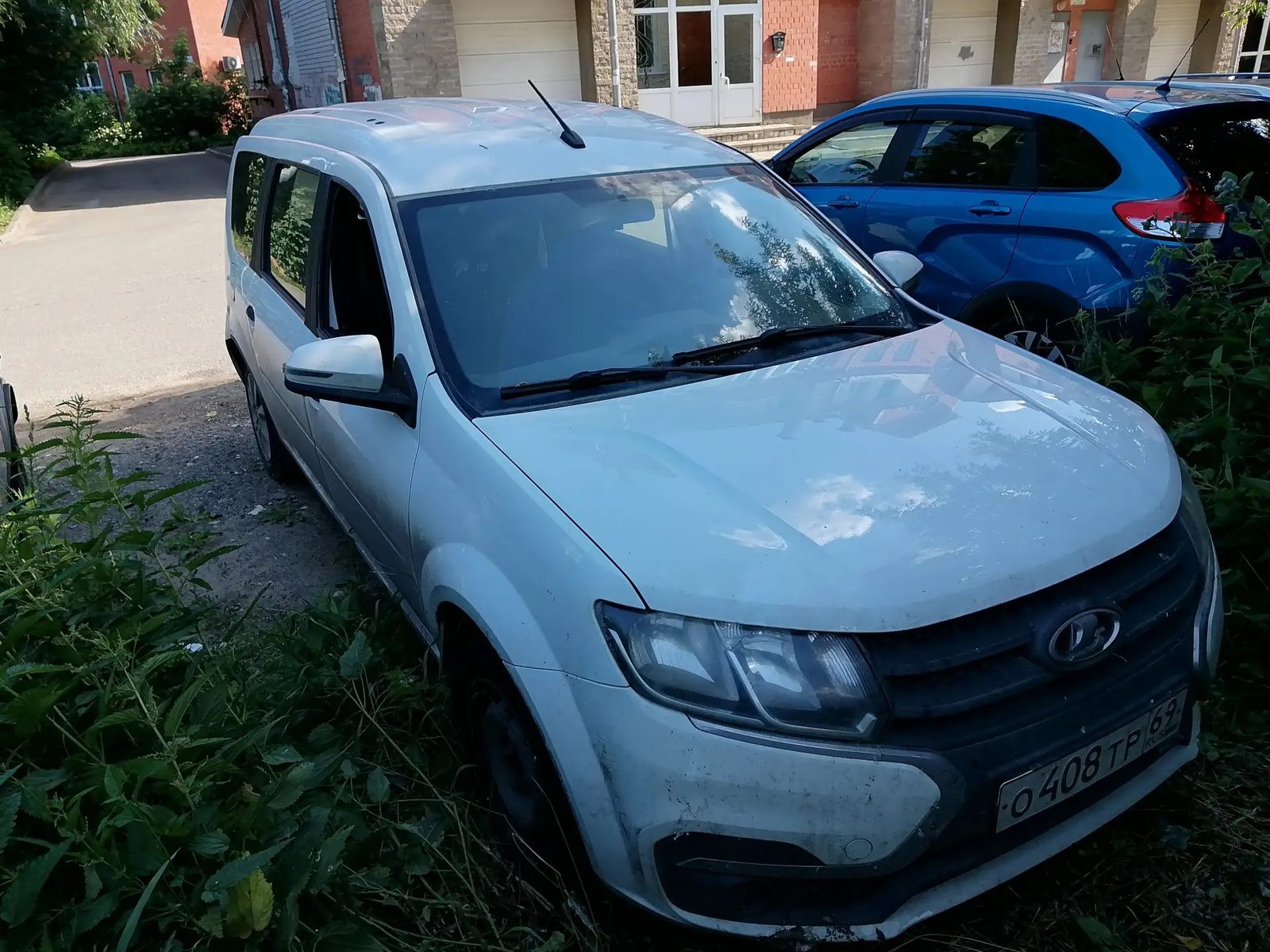 Lada LARGUS