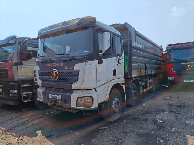 Shacman SX33186T366