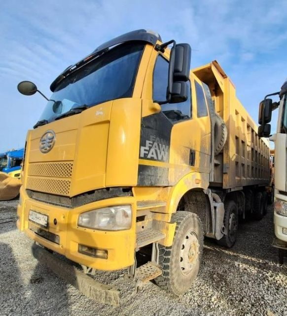 FAW J6