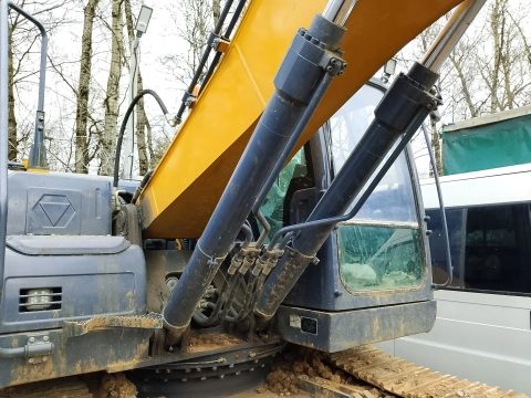 XCMG XE180* Экскаватор