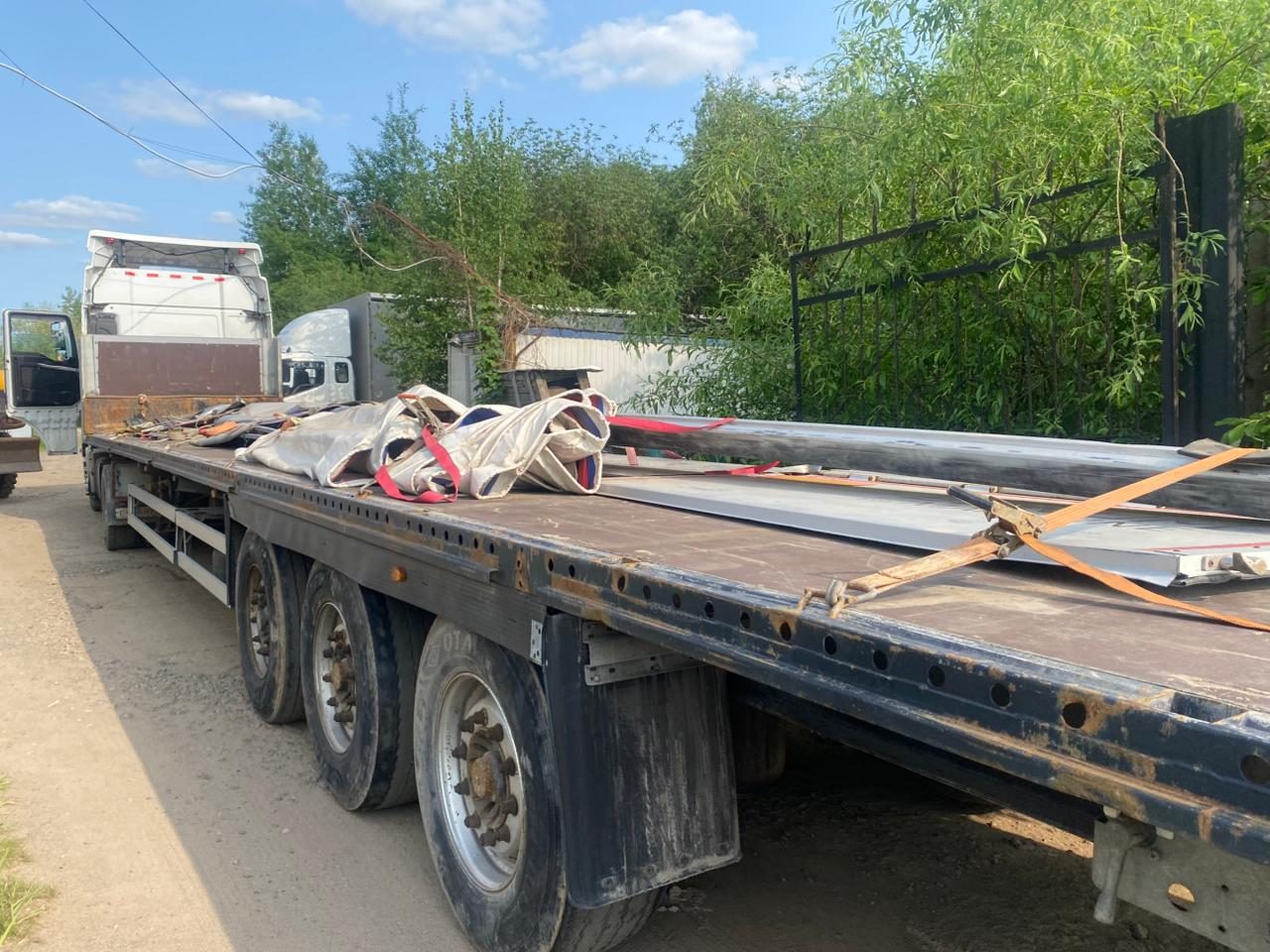 BONUM 9142* Полуприцеп шторный