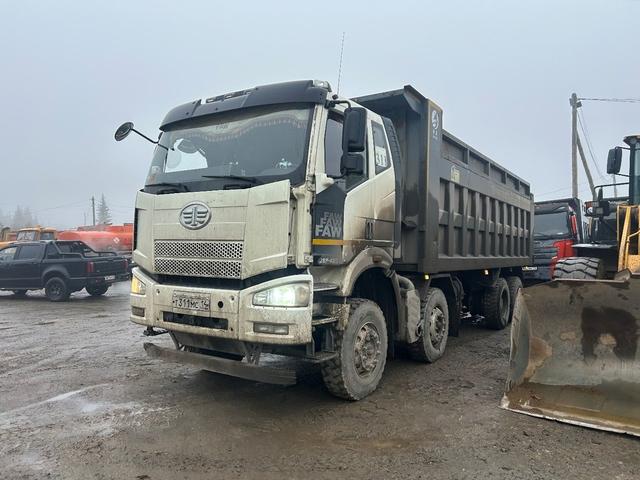 FAW J6