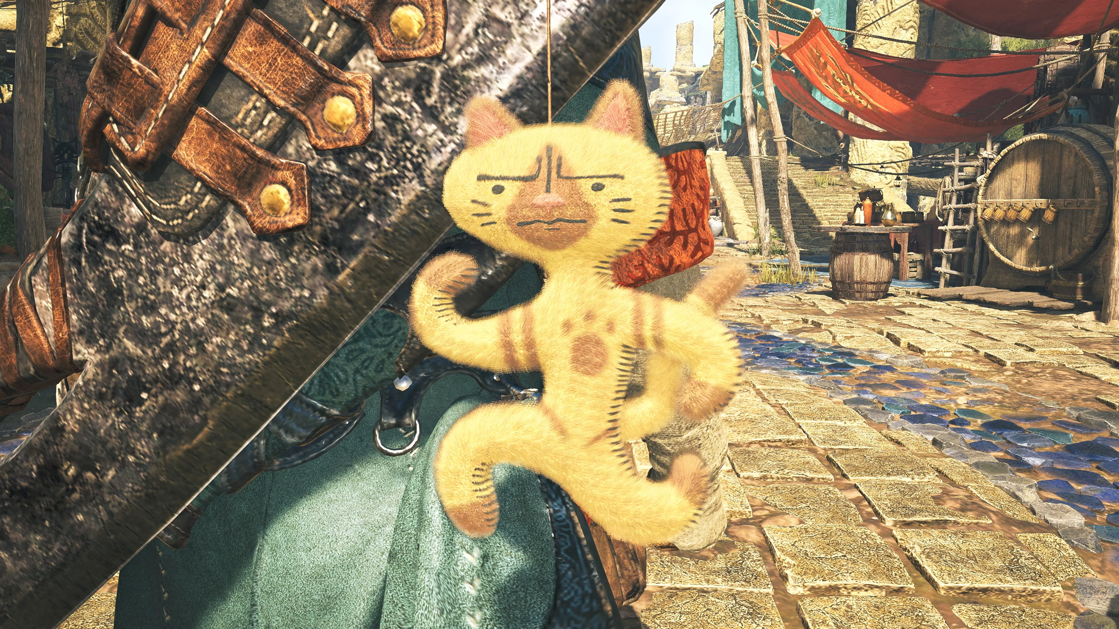 Monster Hunter Wilds - Pendant: White Turntail [PS5] - изображение 2