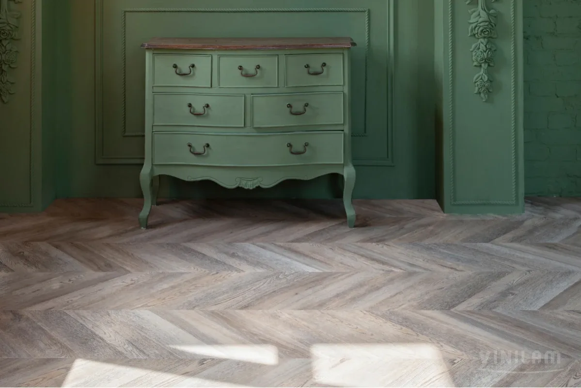Vinilam Parquet Chevron Glue Шеврон Шампань, 2,86 м²