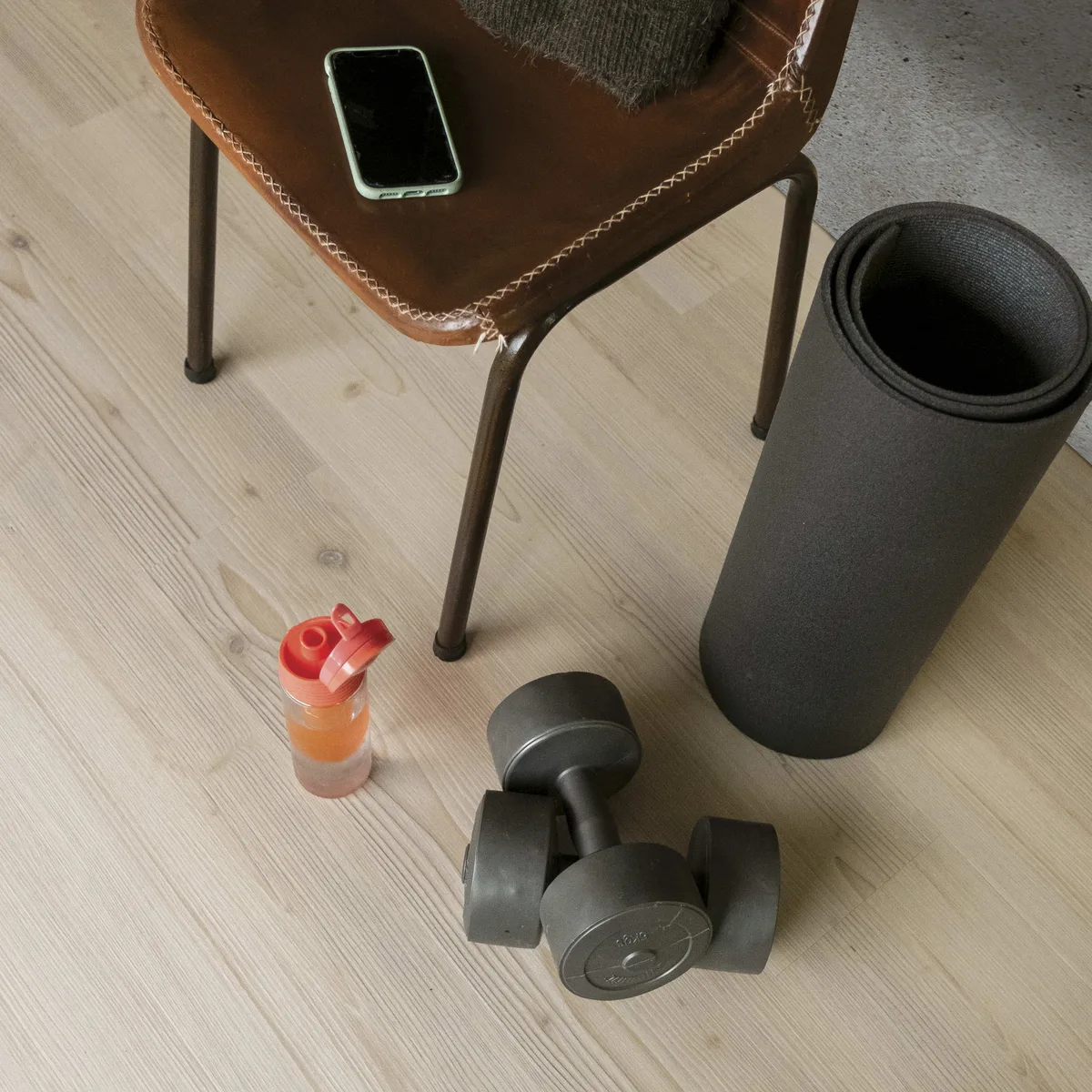 CorkArt Vinyl Concept Metropolitan Coral Loft Pine: в интерьере