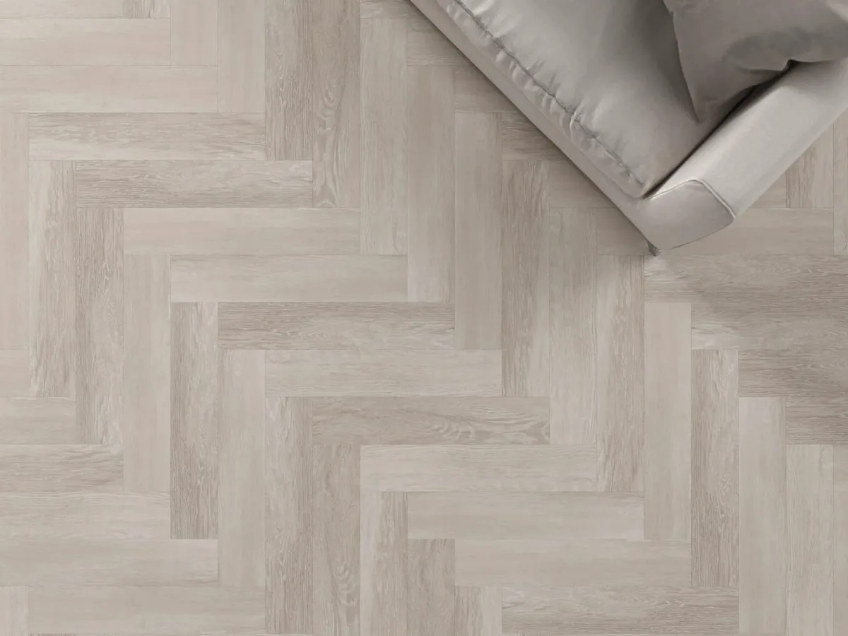My Step Herringbone New Salto: в интерьере