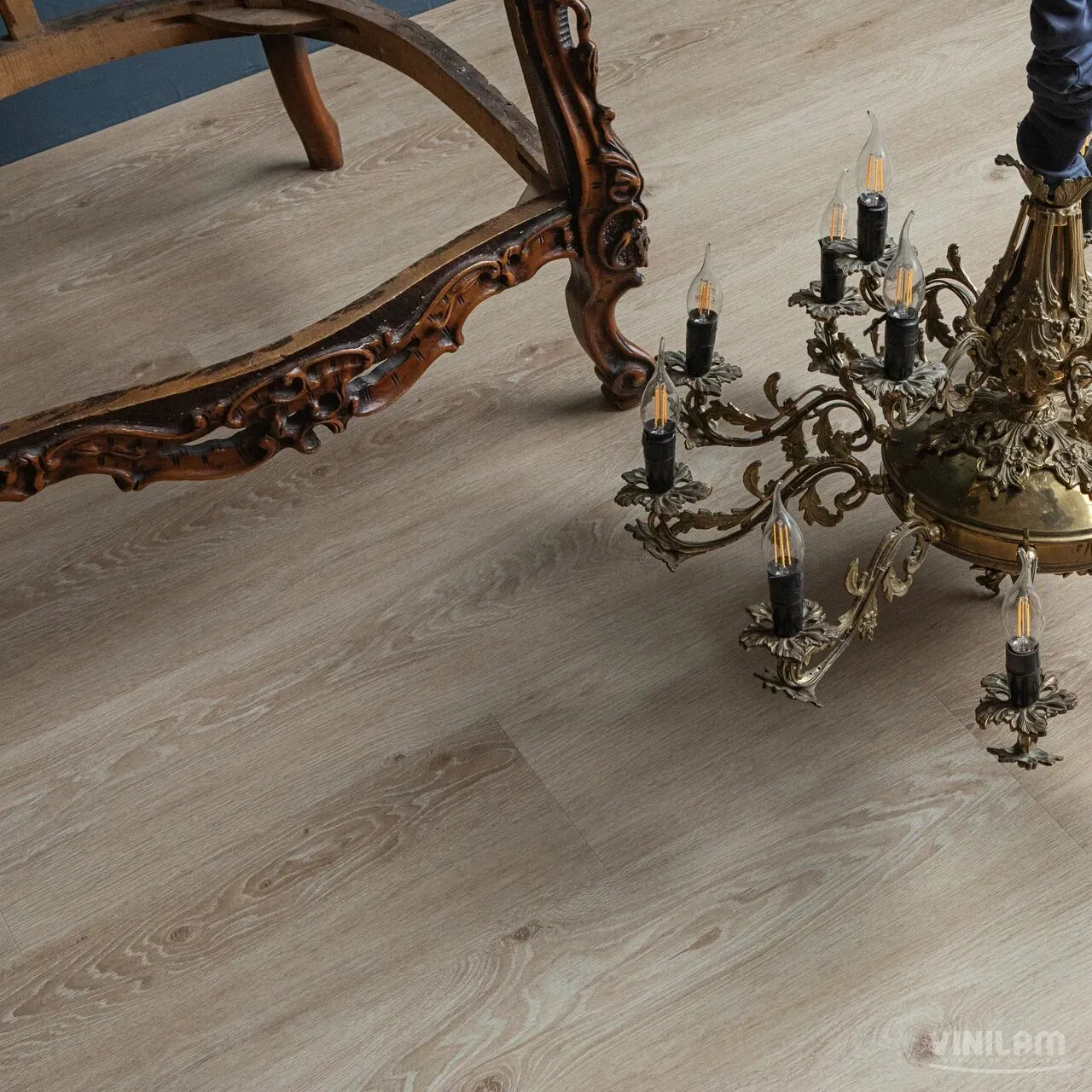 Vinilam Cork Premium WPC Дуб Сарагоса: в интерьере