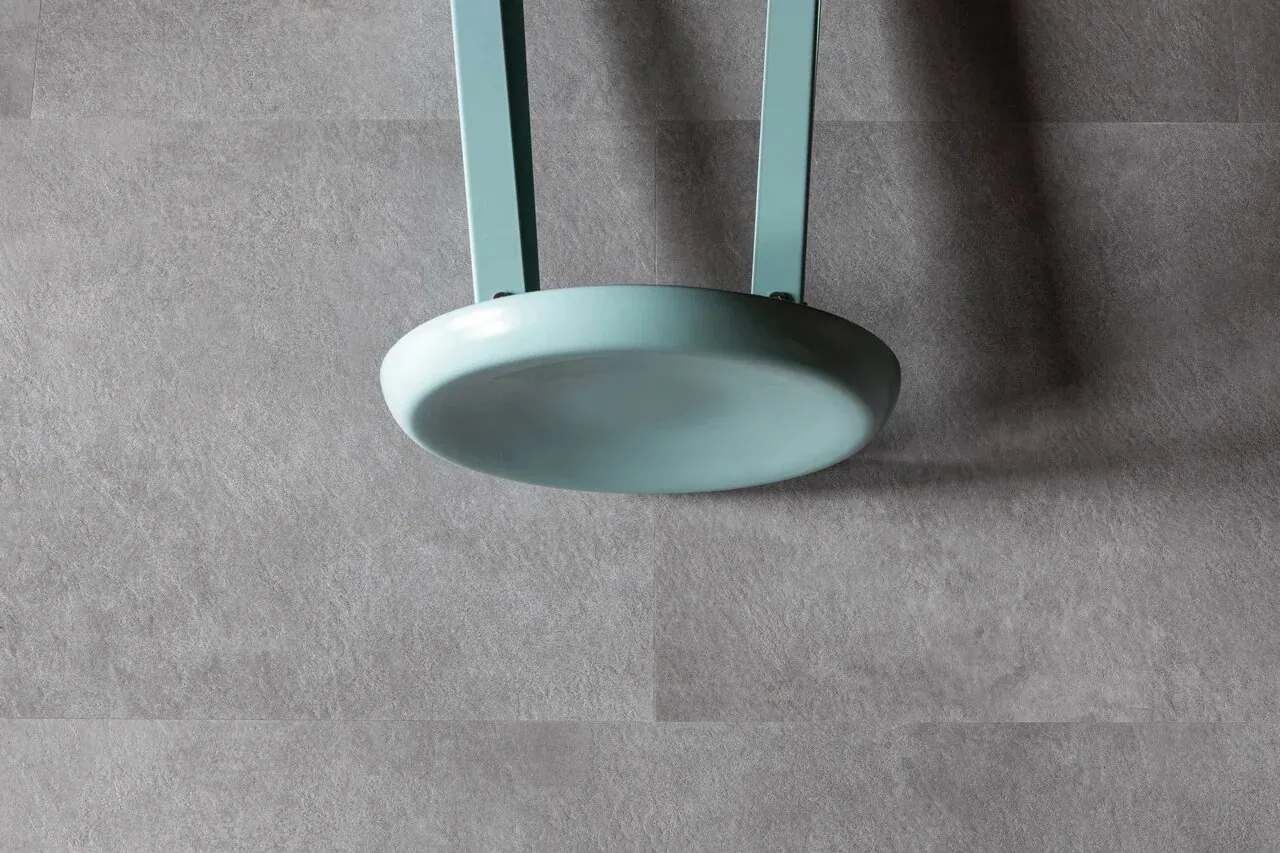 Vinilam Ceramo XXL Stone Glue Цемент: в интерьере