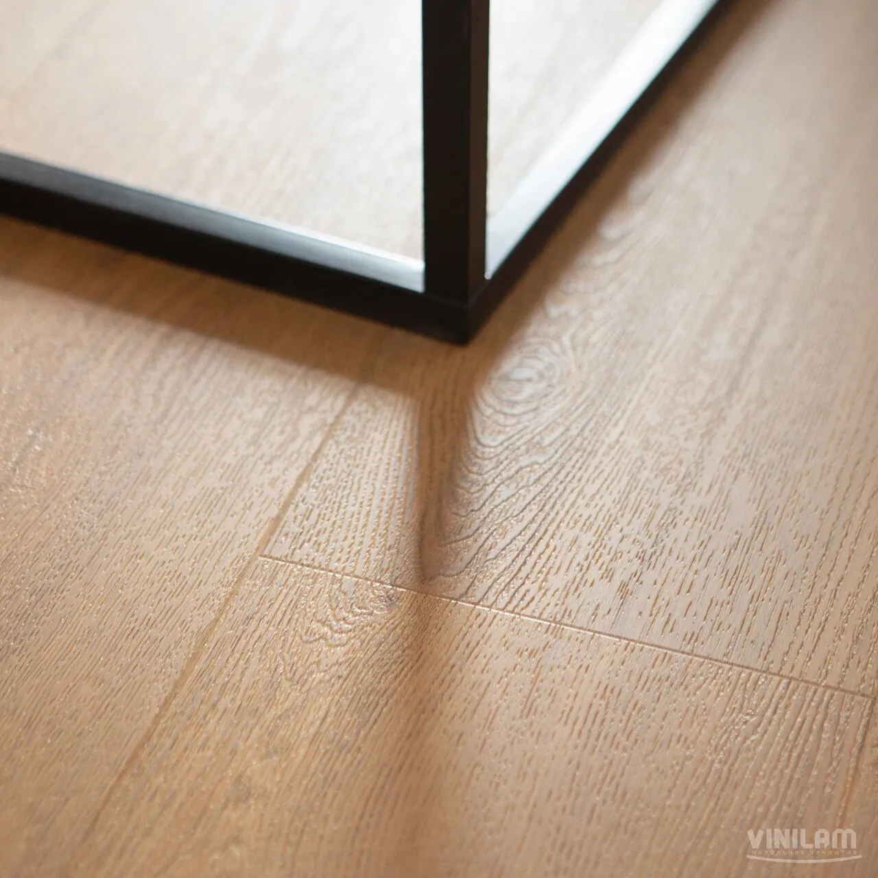 Vinilam Cork Premium WPC Дуб Севилья: в интерьере