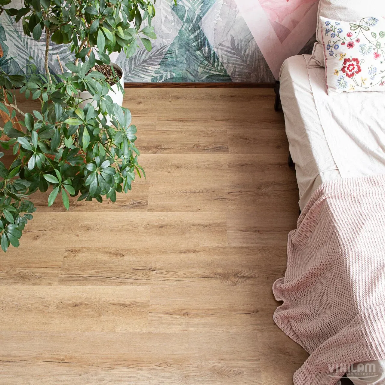 Vinilam Cork Premium WPC Дуб Витория: в интерьере