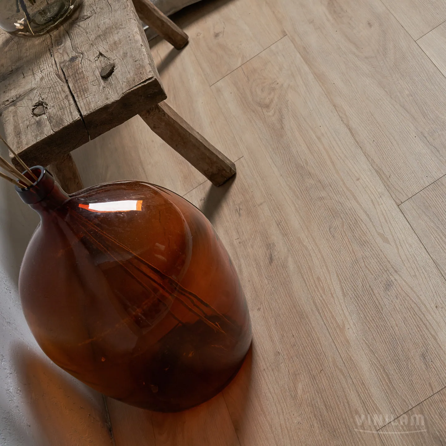 Vinilam Cork WPC Дуб Батис: в интерьере