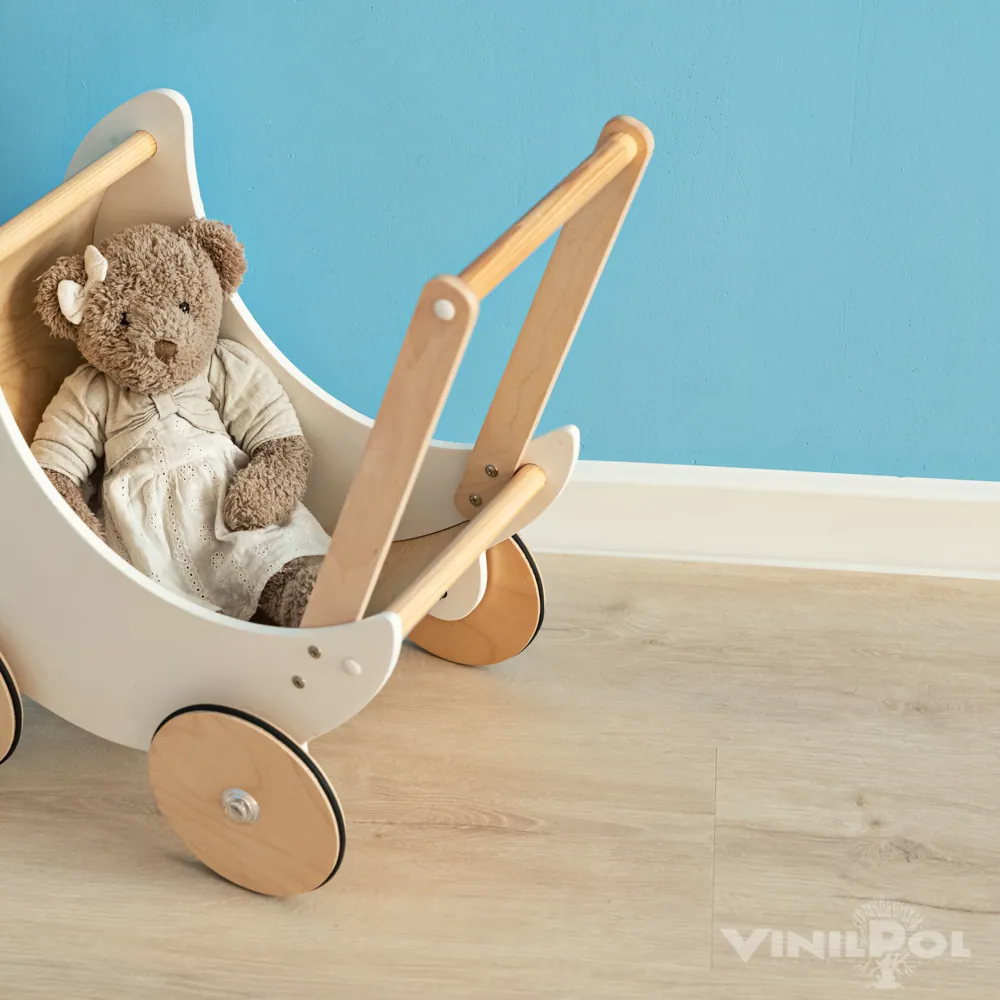 Vinilam VinilPol SPC Дуб Сиена: в интерьере