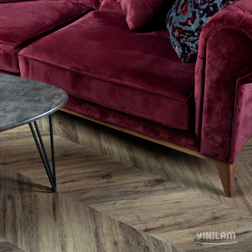 Vinilam Parquet Chevron Click Шеврон Лувр: в интерьере