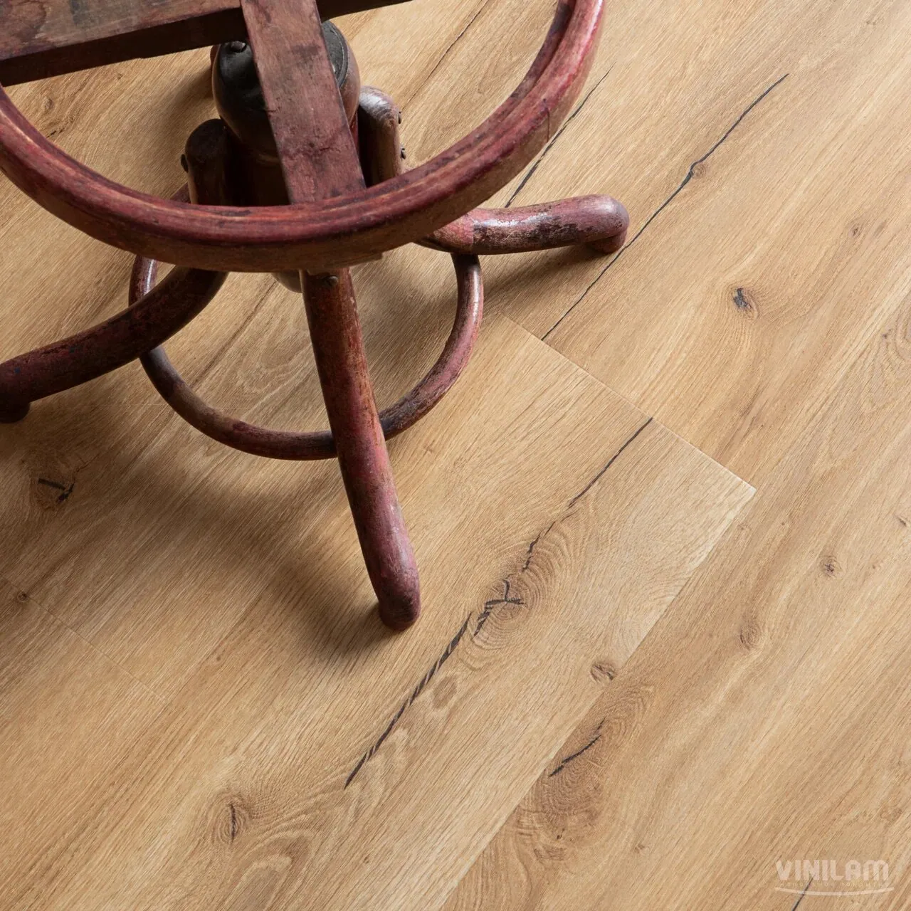 Vinilam Cork Premium WPC Дуб Мадрид: в интерьере