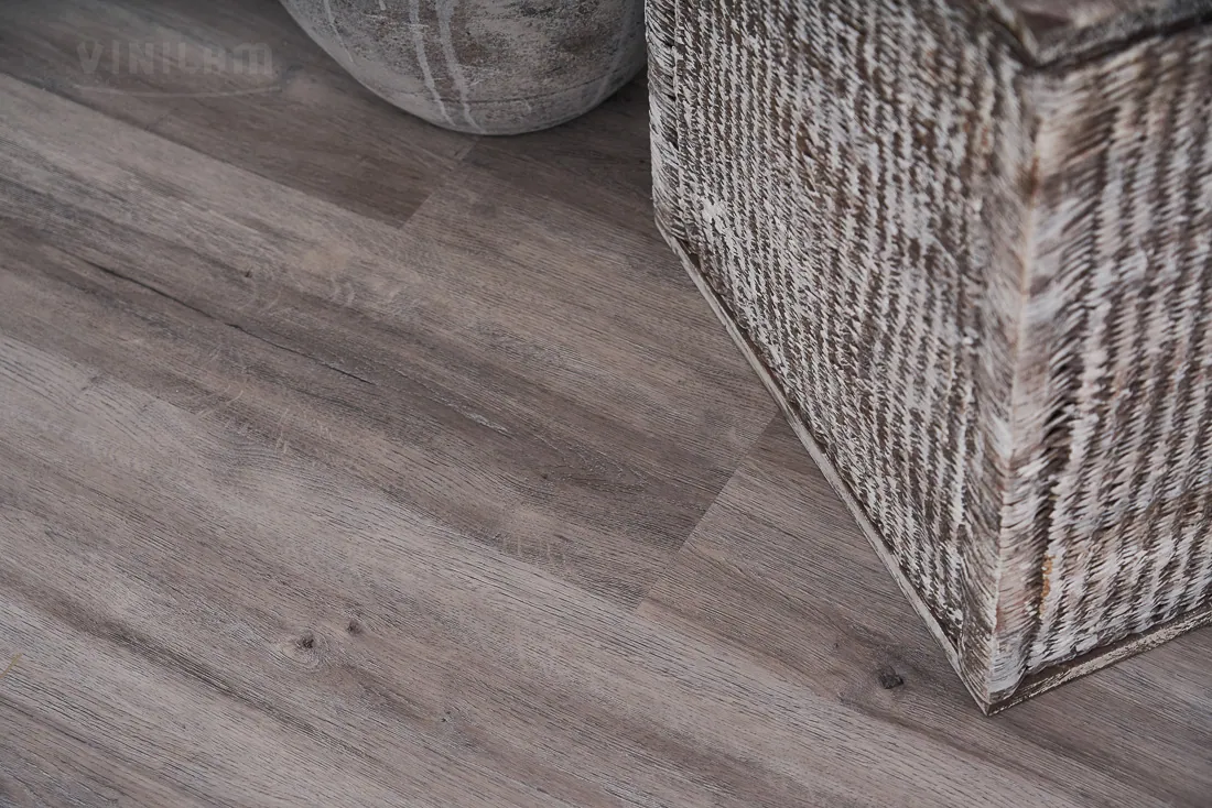 Vinilam Ceramo XXL Cork Дуб Давос: в интерьере