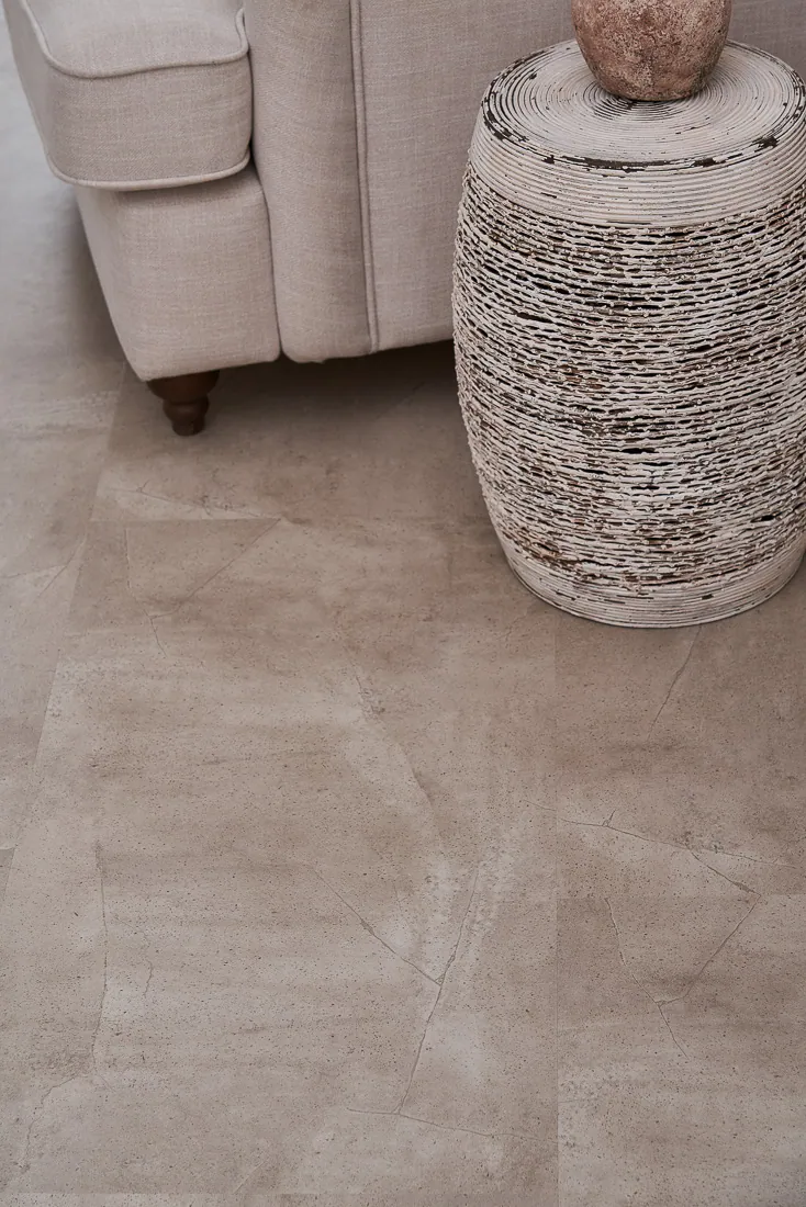 Vinilam Ceramo XXL Stone Glue Бетонная смесь: в интерьере
