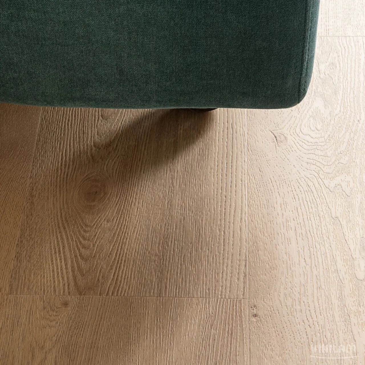 Vinilam Cork Premium WPC Дуб Лас-Пальмас: в интерьере