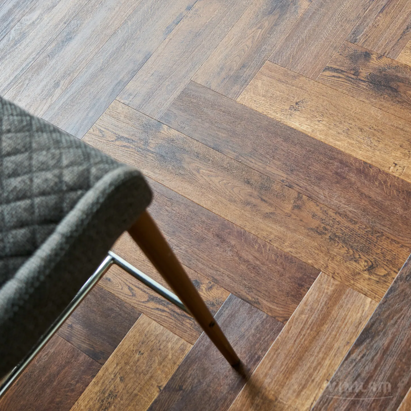 Vinilam Parquet Herringbone Click Паркет Парижский: в интерьере