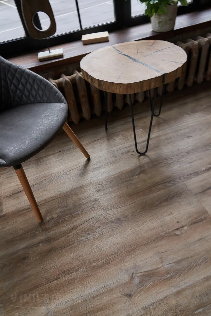 Vinilam Ceramo XXL Cork Дуб Биль: в интерьере