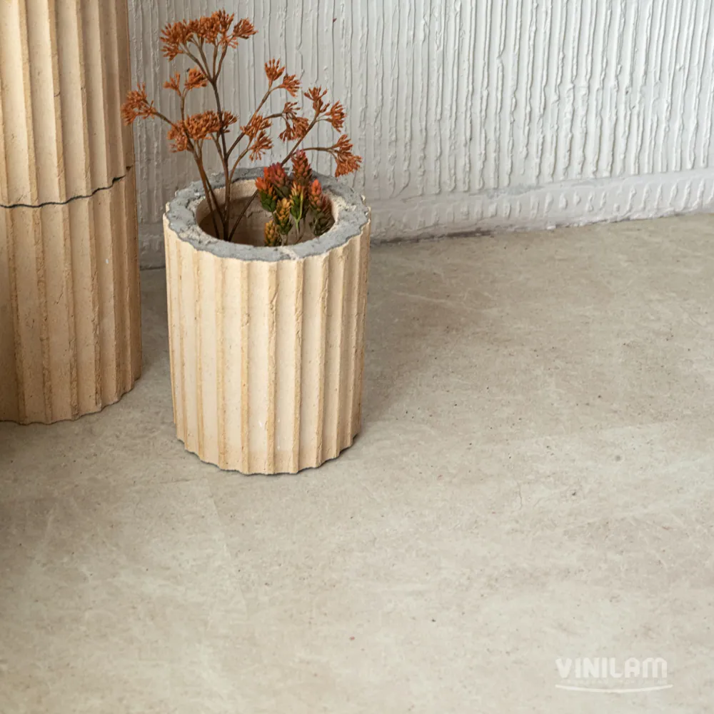 Vinilam Ceramo XXL Stone Glue Тихая бухта: в интерьере