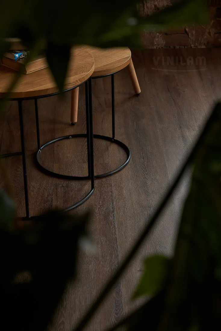 Vinilam Ceramo XXL Cork Дуб Берн: в интерьере