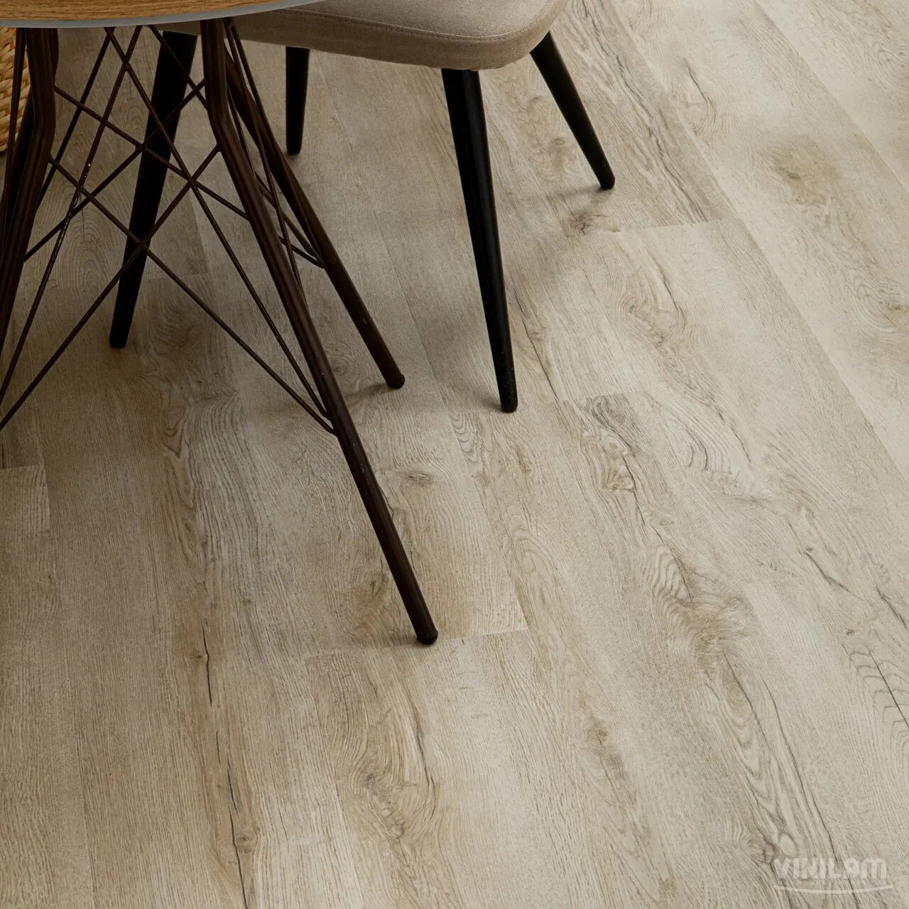 Vinilam Cork Premium WPC Дуб Валенсия: в интерьере