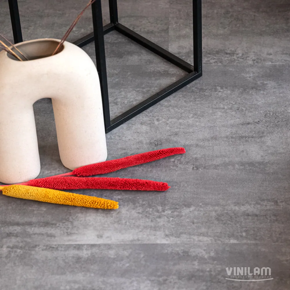 Vinilam Ceramo XXL Stone Glue Цемент серый: в интерьере