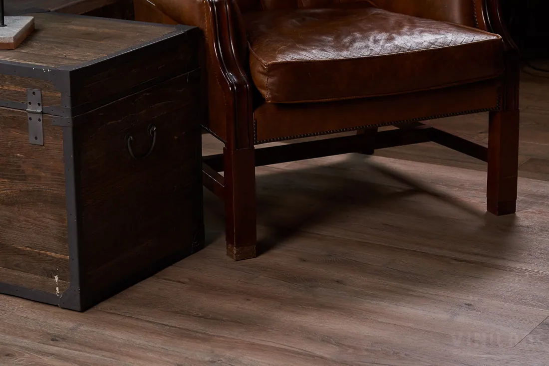 Vinilam Ceramo XXL Cork Дуб Женева: в интерьере