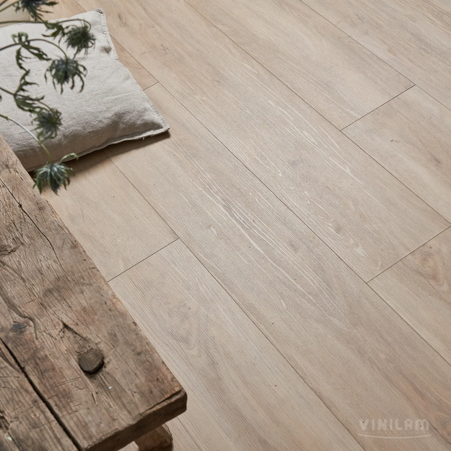 Vinilam Cork WPC Дуб Батис: в интерьере