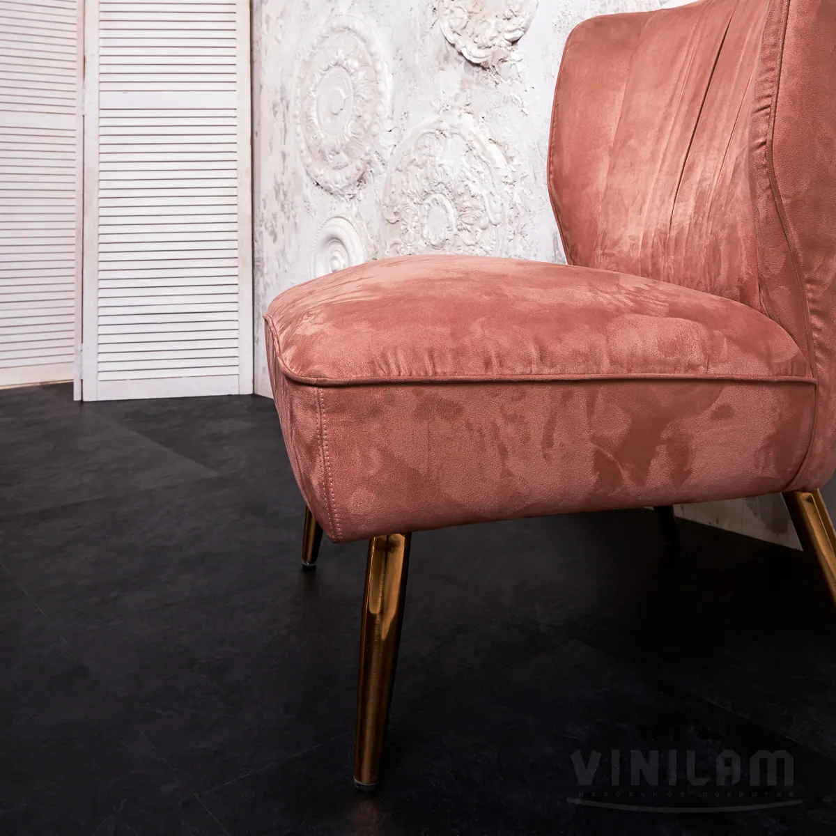Vinilam Ceramo XXL Stone Glue Сланцевый черный: в интерьере