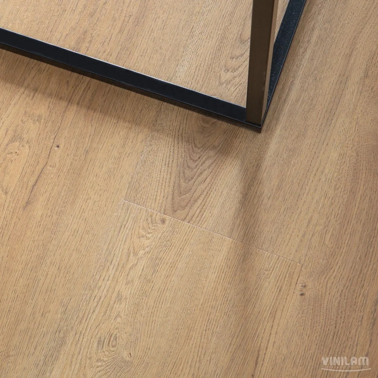 Vinilam Cork Premium WPC Дуб Севилья: в интерьере