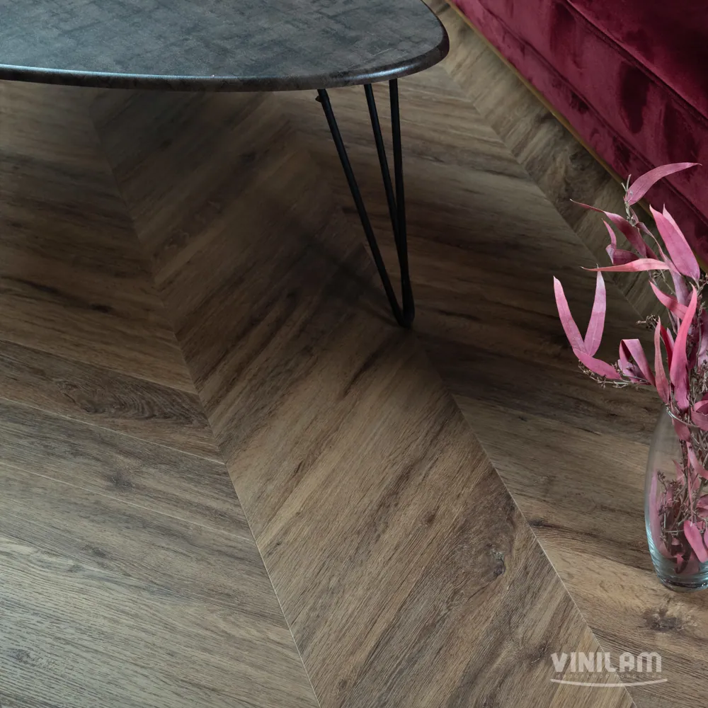 Vinilam Parquet Chevron Click Шеврон Лувр: в интерьере