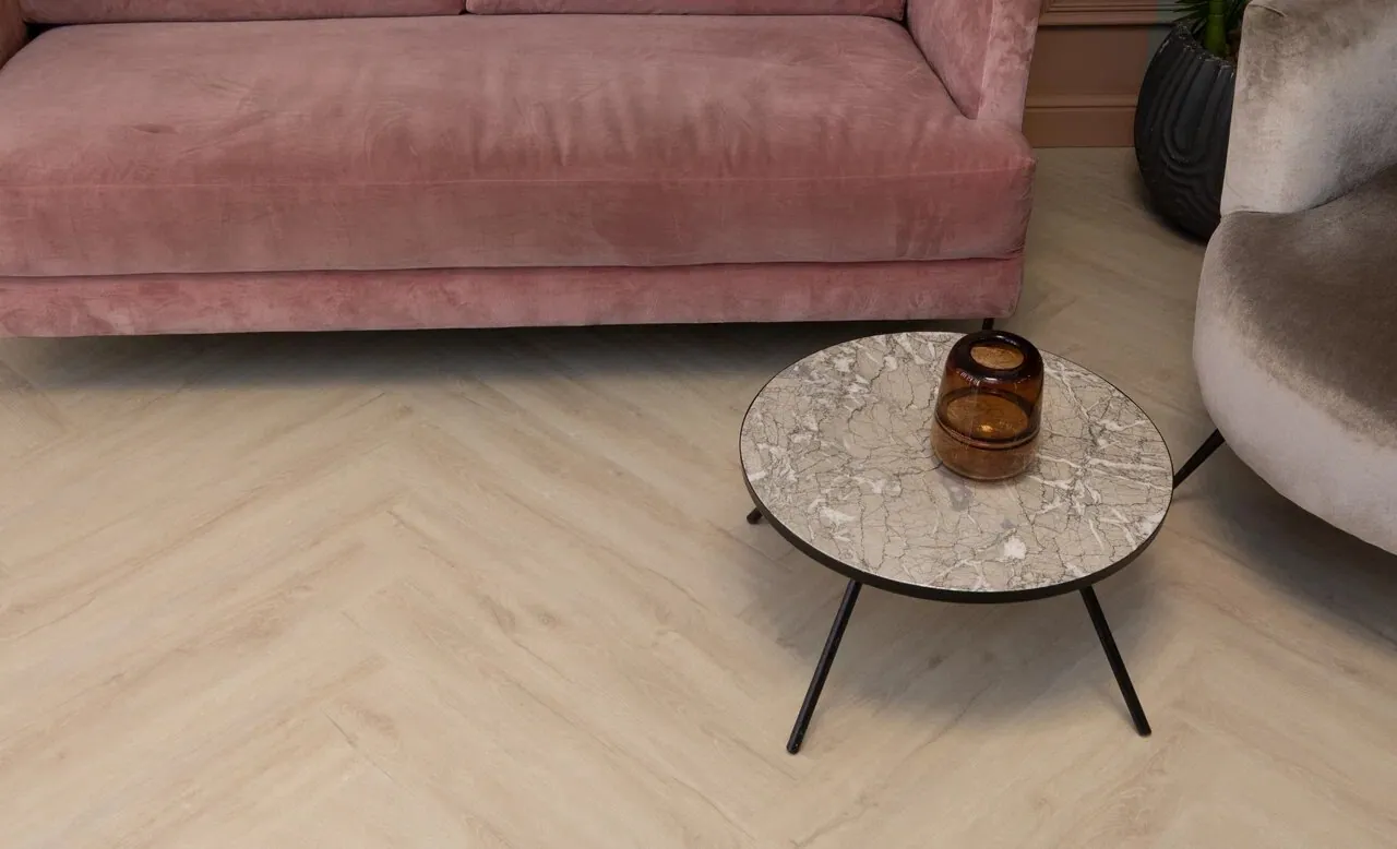 Vinilam VinilPol Herringbone Паркет Руссо: в интерьере